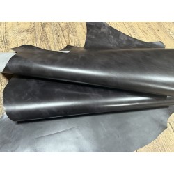 Demi-peau de cuir de veau BOX lisse - tannage ferme - nuancé effet tamponné - ANTHRACITE - Cuir en Stock