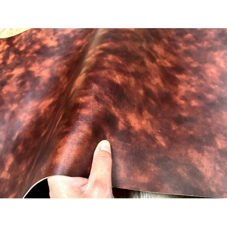 Demi-peau de cuir de veau BOX lisse - tannage ferme - nuancé effet tamponné - châtaigne - Cuir en Stock