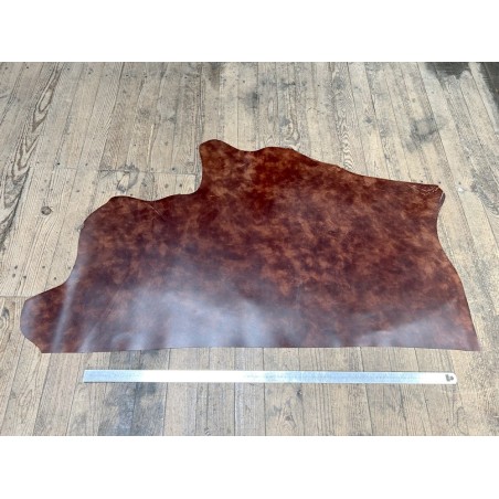 Demi-peau de cuir de veau BOX lisse - tannage ferme - nuancé effet tamponné - marron - Cuir en Stock