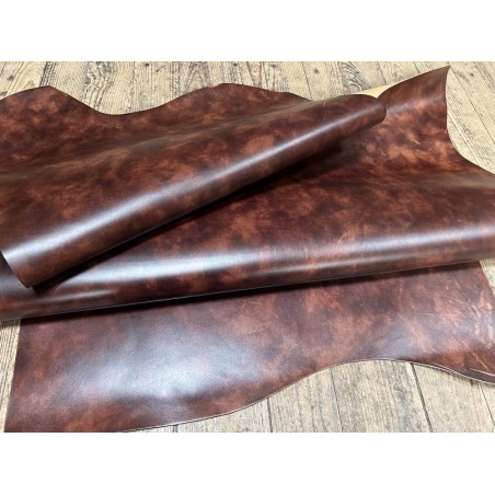 Demi-peau de cuir de veau BOX lisse - tannage ferme - nuancé effet tamponné - marron - Cuir en Stock