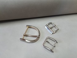 LOT de 3 boucles de ceinture - H - Nickelé - 25mm / 40mm