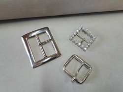 LOT de 3 boucles de ceinture - i - Nickelé -  20mm / 25mm / 40mm