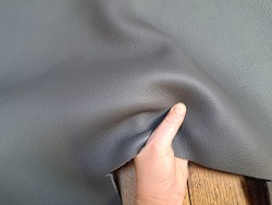 peau entière - taurillon - gris graphite - cuirenstock