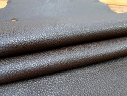 Peau de cuir de cerf - finition grainé brun - Cuir en Stock
