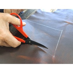 Paire de petits ciseaux de maroquinerie IVAN – Spécial travail du cuir - Cuir en Stock