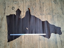 Demi-peau de cuir gras pullup - Marron - C - Cuir en Stock