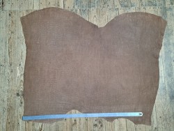 Peau de veau velours grain façon crocodile - marron - maroquinerie - Cuir en stock