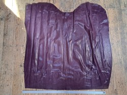 veau velours - lézard - prune - maroquinerie - Cuir en stock
