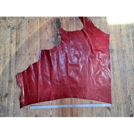 Bande de cuir de vachette finition ciré pullup -végétal- rouge - maroquinerie - Cuirenstock