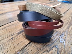 Lot de 5 bandes de cuir classique ou à effet - 2ème choix