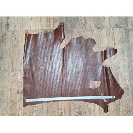 Demi-peau de cuir de vachette grain croco brun acajou - B
