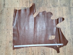 Demi-peau de cuir de vachette grain croco brun acajou - B