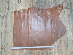 Demi-peau de cuir de vachette pullup ciré - Brun - C