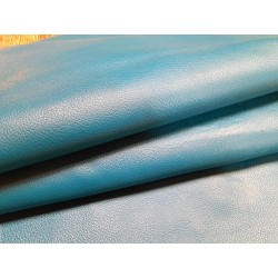 demi peau - vache - bleu paon - maroquinerie - cuirenstock