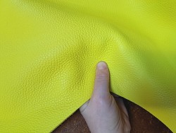 taurillon - jaune vif - gros grains - maroquinerie - cuirenstock