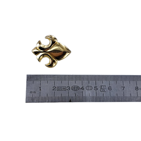 concho - fleur de lys - embellissement - maroquinerie - laiton - cuirenstock