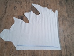 Demi peau de cuir de veau lisse blanc craie Cuir en Stock