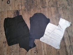 Lot de 3 peaux de cuir stretch - maroquinerie ou vêtement
