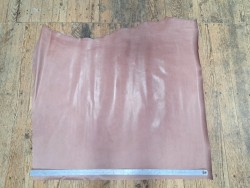 Demi-peau de cuir de veau ciré pullup - Rose parme -B- Cuir en Stock