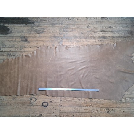 Bande vache grainée nuancé - sable - maroquinerie - cuir en stock