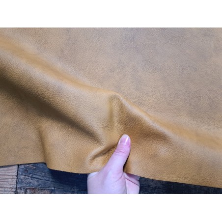Demi-peau de cuir de vache grainée - moutarde - maroquinerie - ameublement - cuirenstock