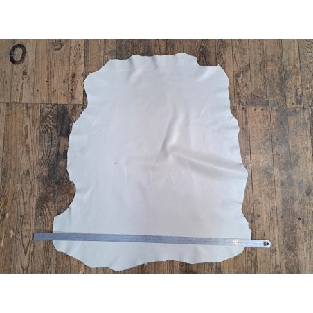 Peau de cuir de mouton - blanc cassé - maroquinerie - Cuir en Stock