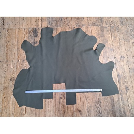 Demi-peau de cuir de taurillon pleine fleur vert kaki - Cuir en Stock