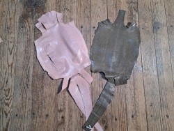 Lot de 2 peaux de cuir de lézard - E - Rose/Kaki