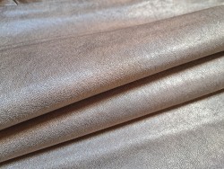 Peau de cuir de chèvre métallisé - sable - Cuir en Stock