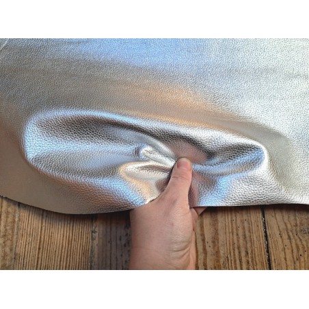 Peau de cuir de chèvre métallisé - argent - Cuir en Stock