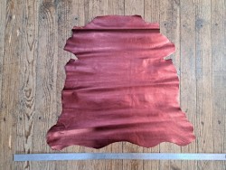 Peau de cuir de chèvre métallisé - bordeaux - Cuir en stock