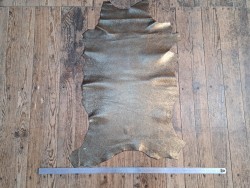 Peau de cuir de chèvre métallisé - bicolor - or/marron - cuir en stock