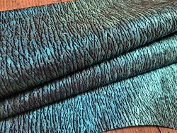 Petite chèvre - zèbre - noir - bleu - cuirenstock