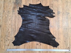 Petite chèvre - grains galuchat - noir - cuir en stock