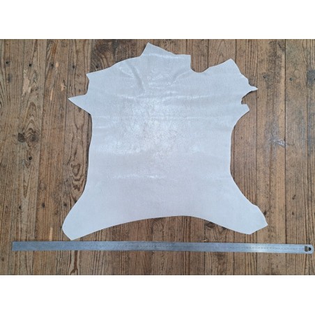 Petite chèvre - grains galuchat - blanc - cuir en stock