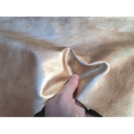 Peau de cuir de chèvre nacrée - or clair - Cuir en stock