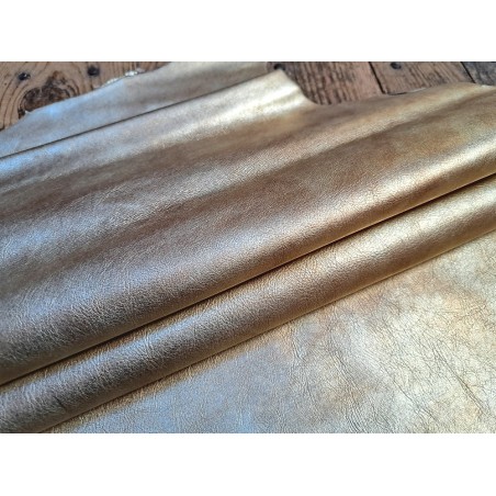 Peau de cuir de chèvre nacrée - or clair - Cuir en stock