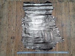 chèvre métallisée - gunmetal - cuir en stock