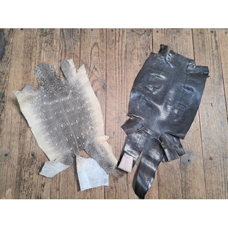 Lot de 2 peaux de cuir de lézard - A - Anthracite/Naturelle