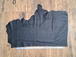 Grand morceau de cuir de vache grainé - Noir mat - A - Cuir en Stock