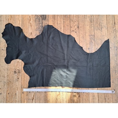 Demi-peau de cuir de vache grainé - Noir mat - B - Cuir en Stock