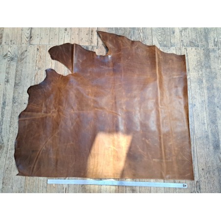 Demi-peau de cuir de vachette pullup ciré - Brun - C