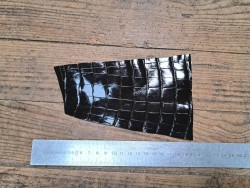 Peau de crocodile véritable - Noir - Cuir en Stock