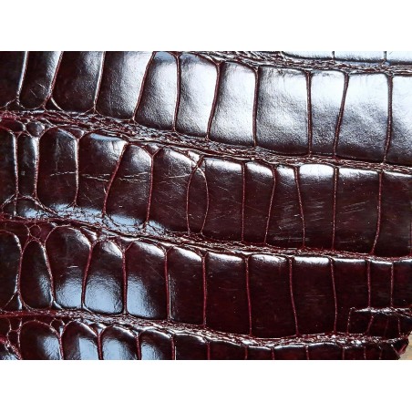 Cuir de crocodile - Bordeaux satiné - Cuir en Stock