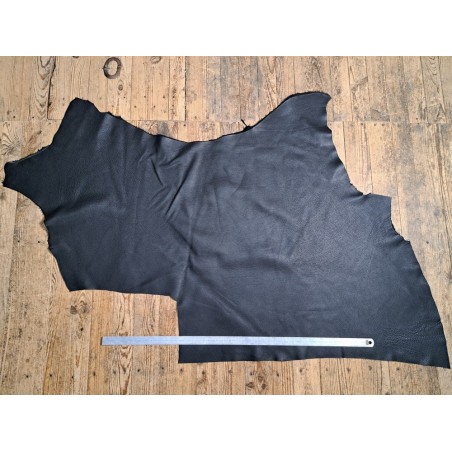 Demi-peau de cuir de taurillon  - Noir - Cuir en Stock