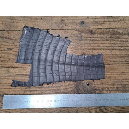 Queue de crocodile - Gris mat - bijoux et accessoires - Cuir en Stock