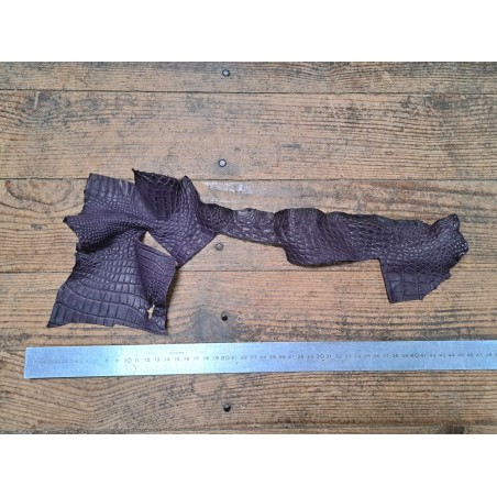 Peau de cuir de crocodile véritable - Violet mat - Cuir en Stock