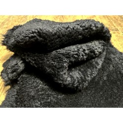Peau de mouton lainée frisée noir bleuté – Dos velours – Qualité italienne – Série limitée - Cuir en Stock