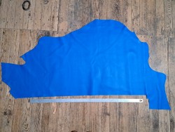 Peau de cuir de veau swift lisse - bleu cyan - maroquinerie - cuirenstock