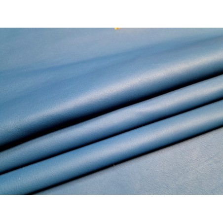 Peau de cuir de veau swift lisse - bleu denim - maroquinerie - Cuir en stock